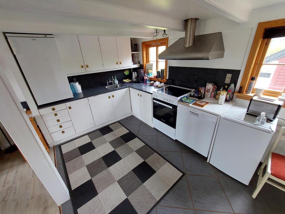 Turf House Cottage - Near Airport Mithvagur 外观 照片